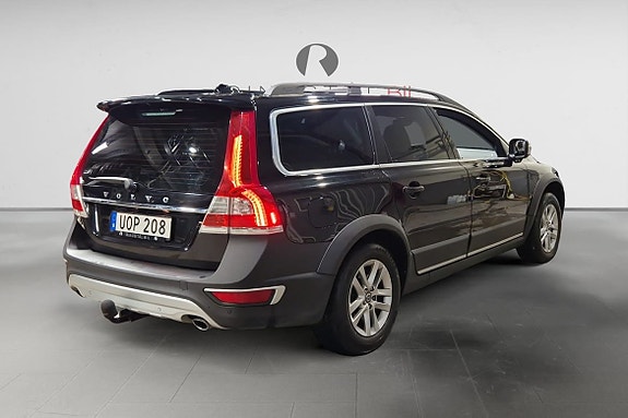 Volvo XC70 7 of 17