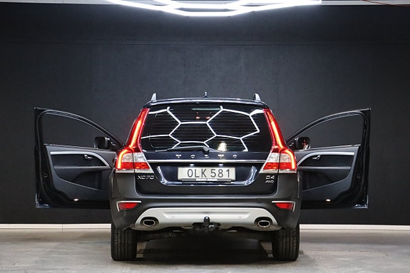 Volvo XC70 9 of 30