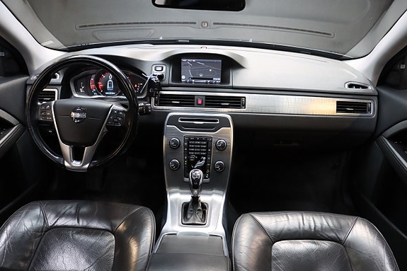 Volvo XC70 23 of 30