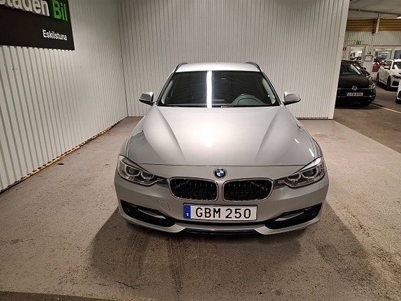BMW 320 8 of 14