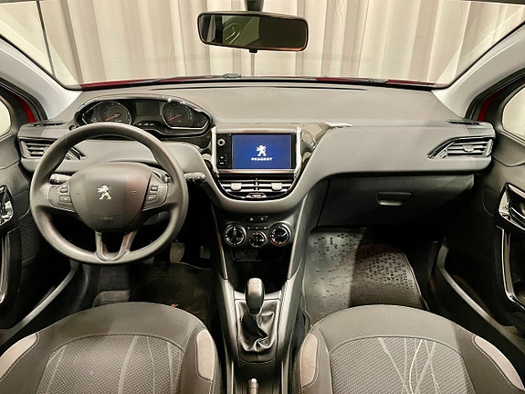 Peugeot 208 16 of 23