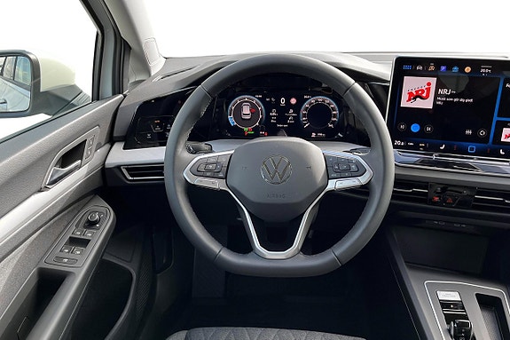 Volkswagen Golf I 3 of 15