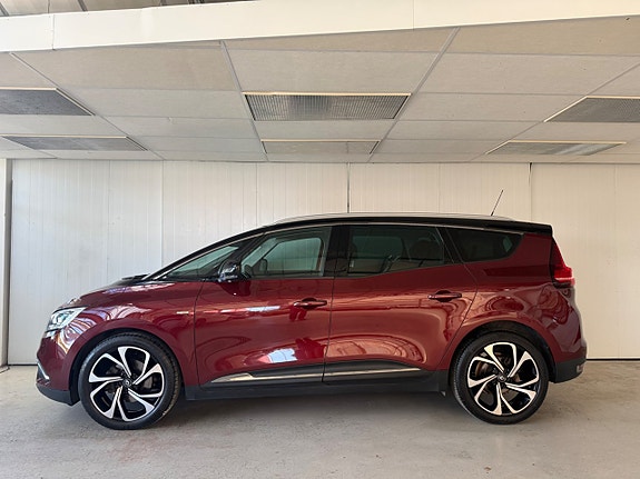 Renault Grand Scenic IV 3 of 5