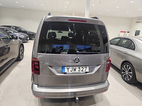 Volkswagen Caddy Maxi 5 of 5