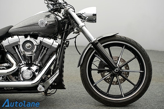 Harley-Davidson Breakout *Dr jekill & mr Hyde 12 of 27