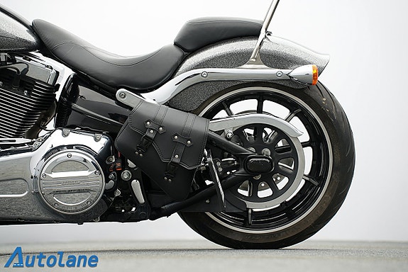 Harley-Davidson Breakout *Dr jekill & mr Hyde 15 of 27