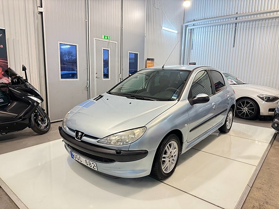 Peugeot 206 4 of 11