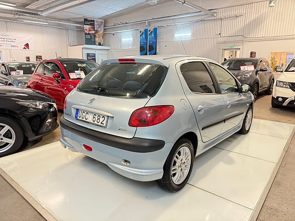Peugeot 206 6 of 11