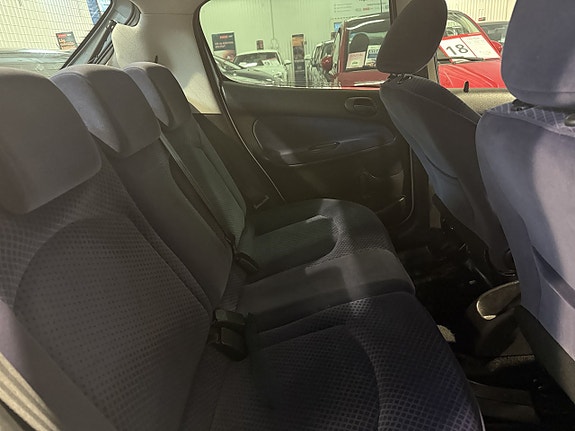 Peugeot 206 10 of 11