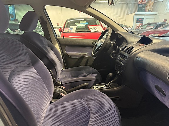 Peugeot 206 9 of 11