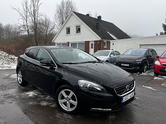 Volvo V40