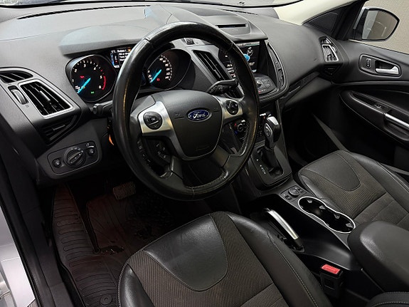 Ford Kuga 10 of 16