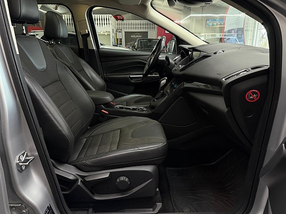 Ford Kuga 15 of 16