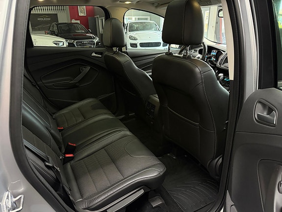 Ford Kuga 14 of 16