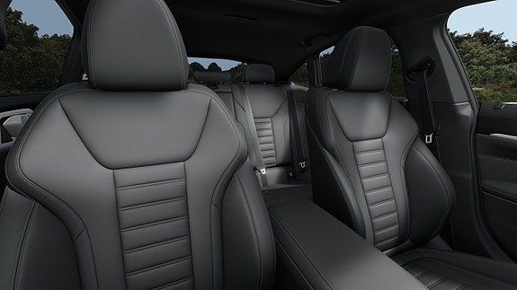 BMW i4 10 of 13