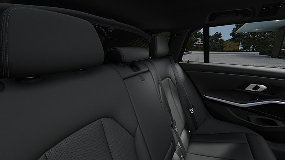 BMW 330e 11 of 13