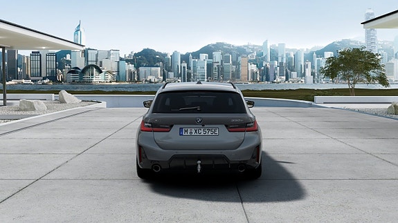 BMW 330e 5 of 13