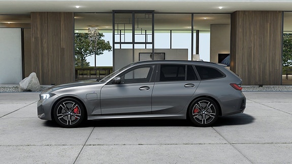 BMW 330e 4 of 13