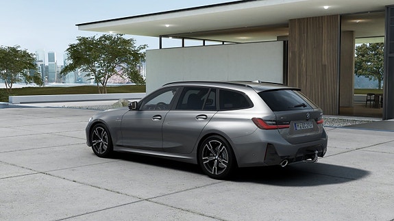 BMW 320d 2 of 13