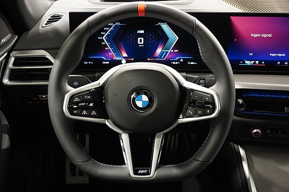BMW i4 11 of 18