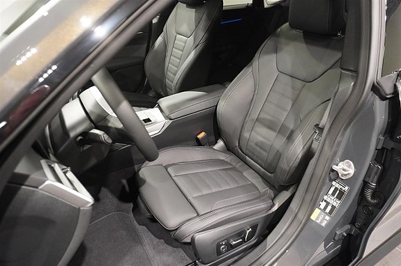 BMW i4 4 of 18