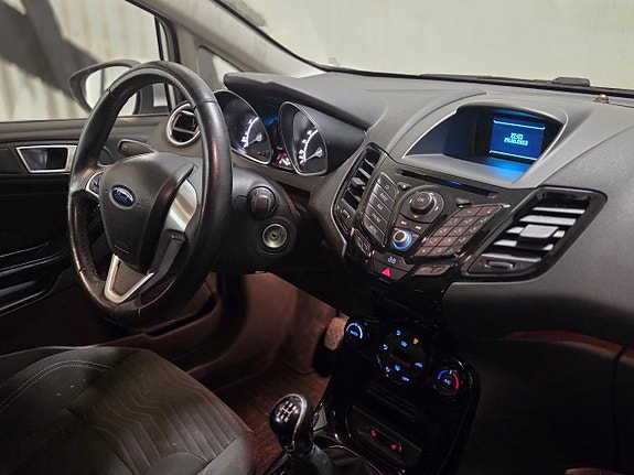 Ford Fiesta 4 of 9