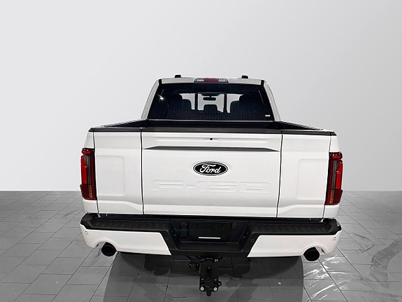 Ford F-150 4 of 5
