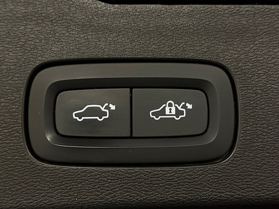 Volvo V60 17 of 28