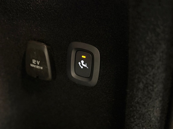 Volvo V60 18 of 28