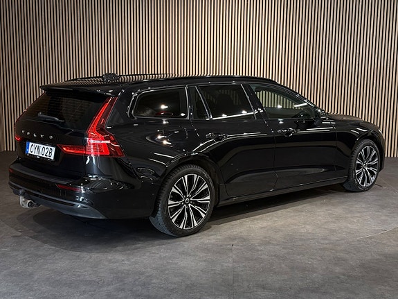 Volvo V60 4 of 28