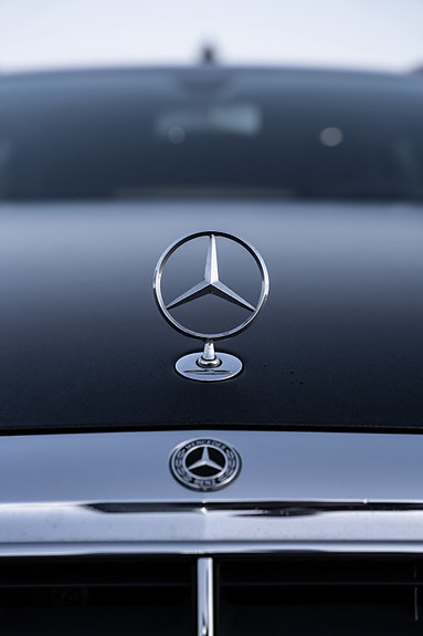 Mercedes-Benz E220 8 of 9