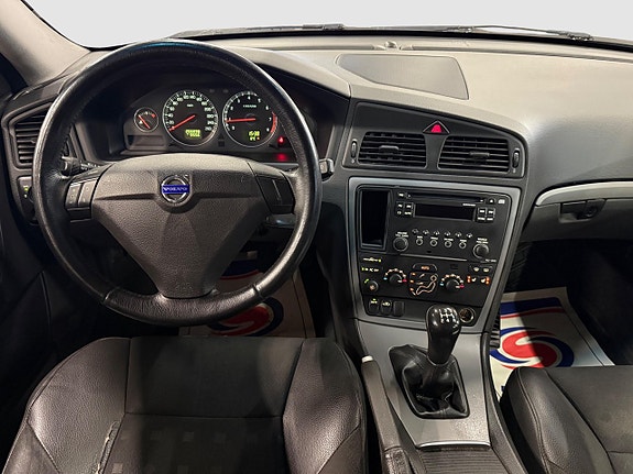 Volvo S60 12 of 18
