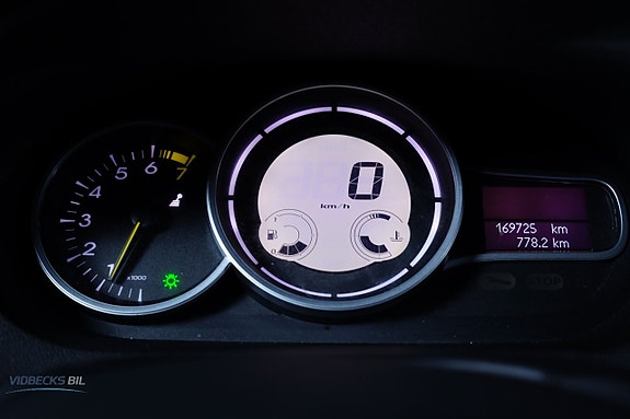 Renault Megane 15 of 15