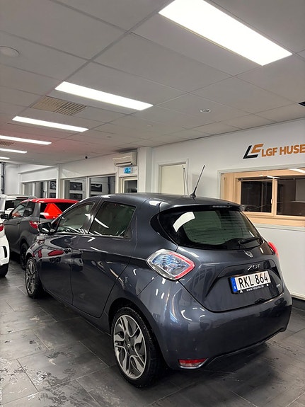 Renault Zoe 2 of 13
