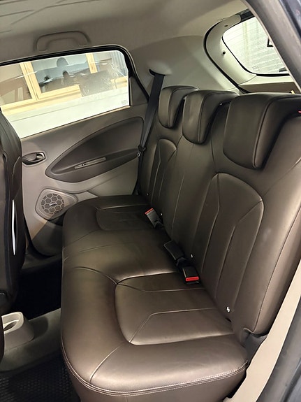 Renault Zoe 10 of 13
