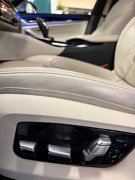 BMW M550i 7 of 30