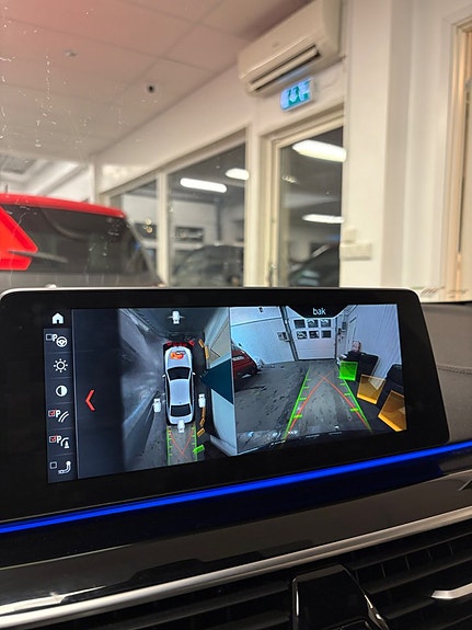 BMW M550i 21 of 30