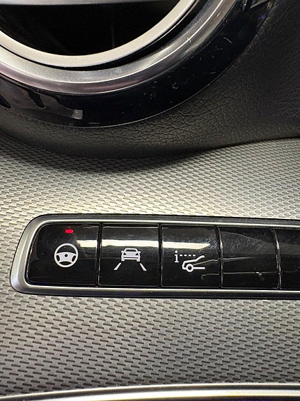 Mercedes-Benz E220 d 13 of 19
