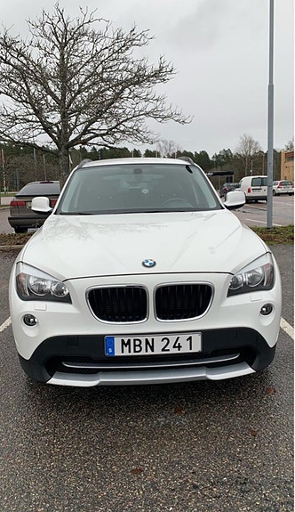BMW X1 2 of 13