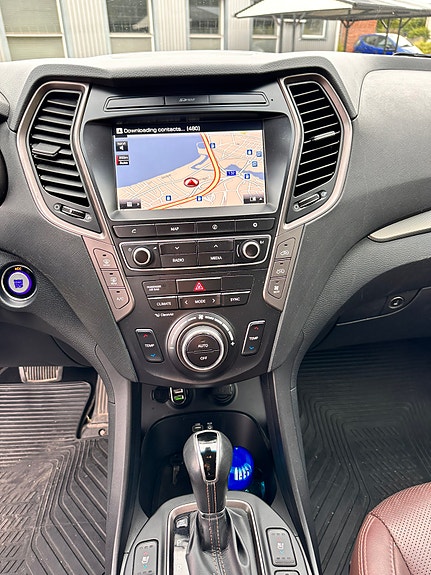Hyundai Grand Santa Fe 8 of 11