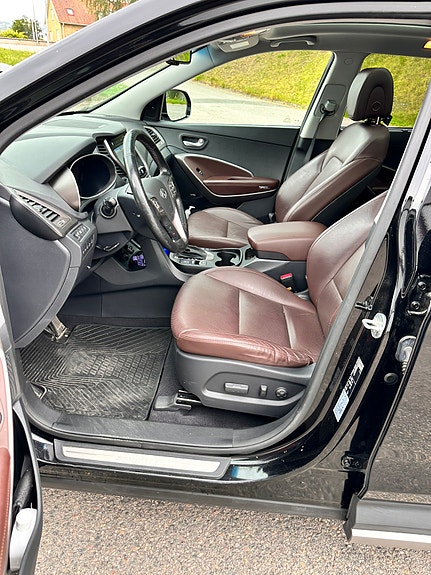 Hyundai Grand Santa Fe 5 of 11