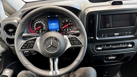Mercedes-Benz Vito 114 4 of 9