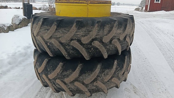 Dubbelmontage Trelleborg 650/85-38