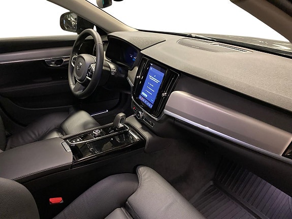 Volvo V90 4 of 14