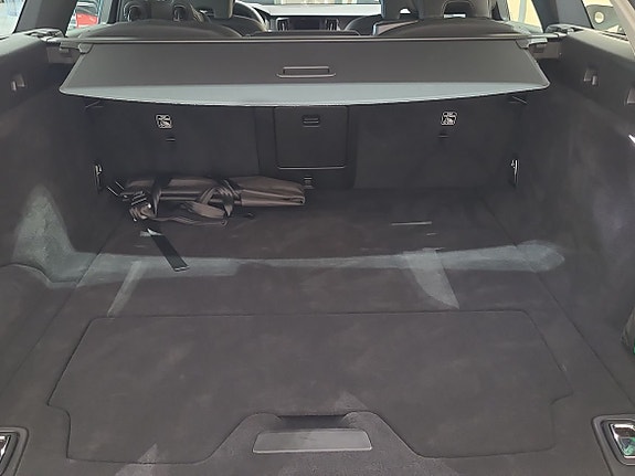 Volvo V90 13 of 18