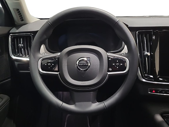 Volvo V90 10 of 18