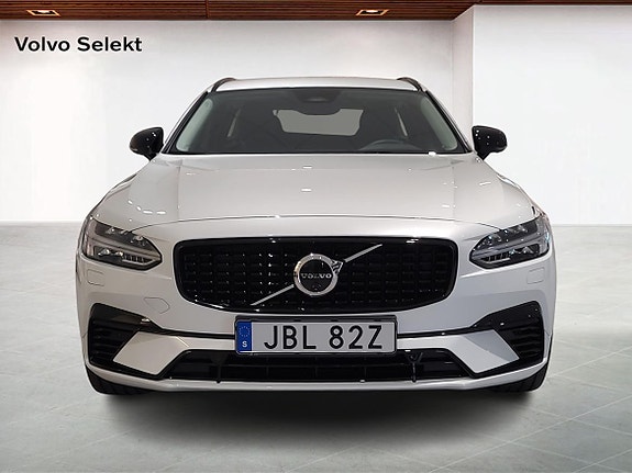 Volvo V90 8 of 18