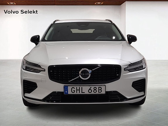 Volvo V60 8 of 19