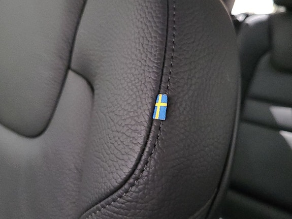 Volvo V60 16 of 19
