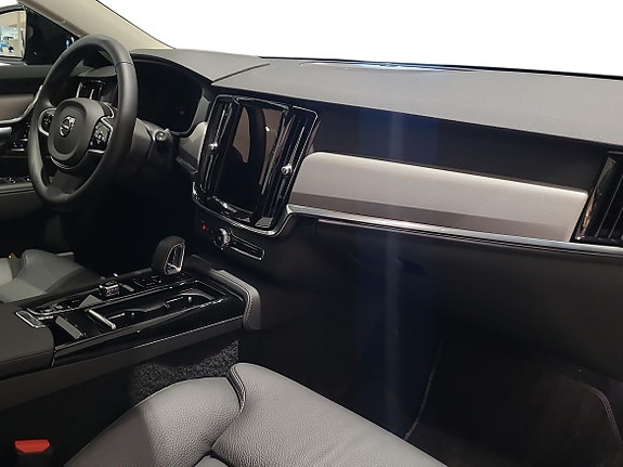 Volvo V90 4 of 19